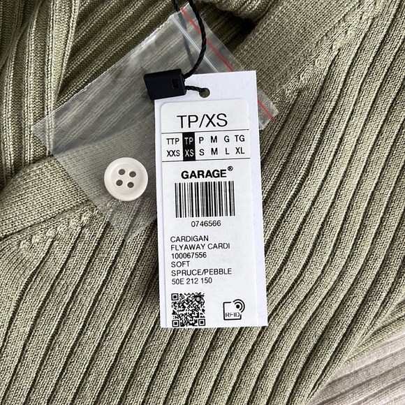 Garage Button Cardigan Tee *NEW With Tags - Picture 2 of 2